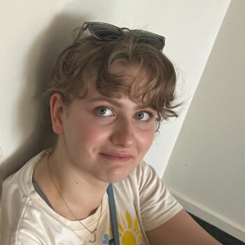 Babysitter in Canberra: Juliet