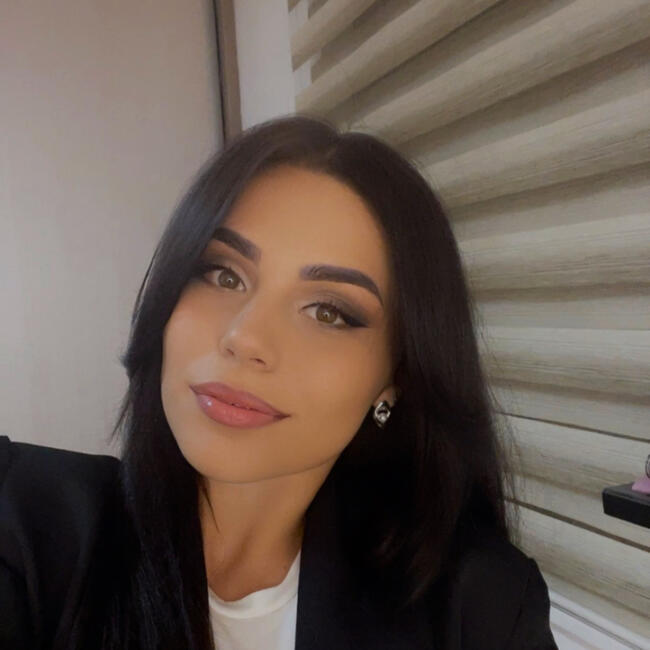 Nanny in Sarajevo: Ajla