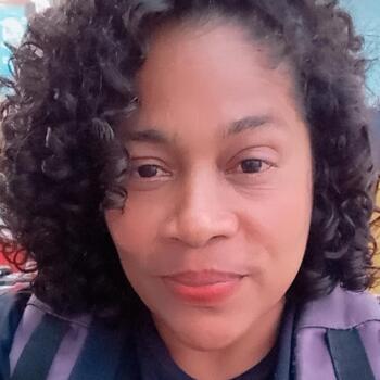 Babysitter in Belém: Cris