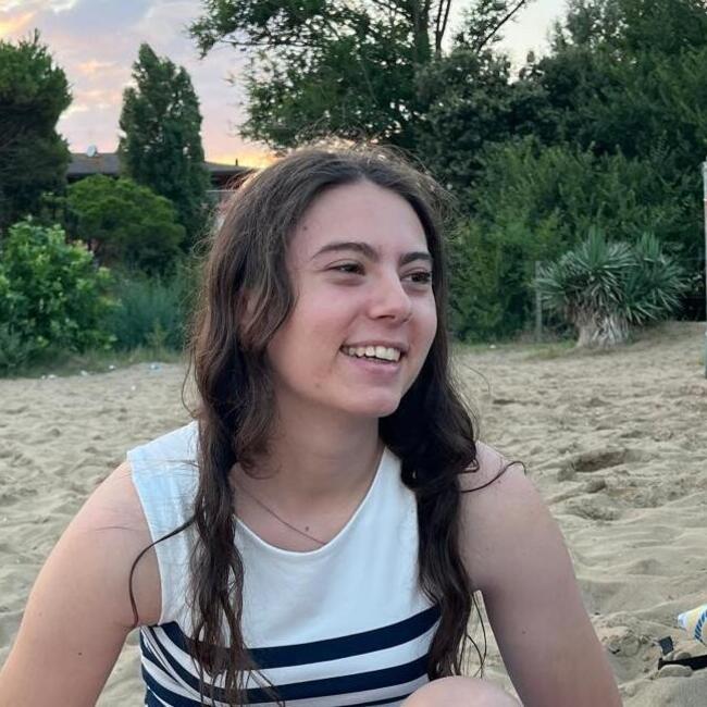 Babysitter a Rimini: Lucia