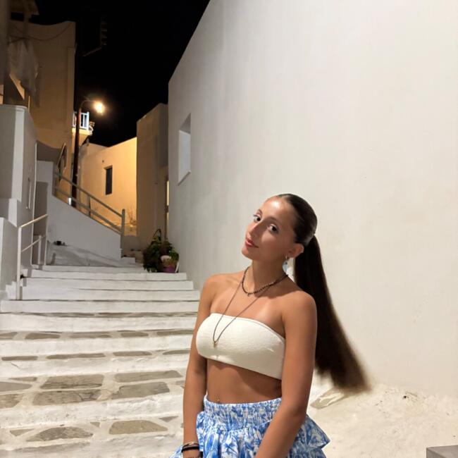 Babysitter in Pátrai: Αδαμαντία