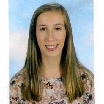 Babysitter Santa Maria da Feira: Stéphanie