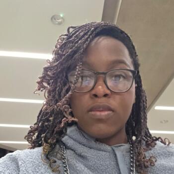 Babysitter in Canterbury: Yemi