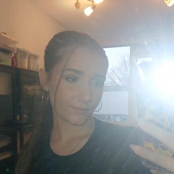 Oppas Rijen: Hayleigh