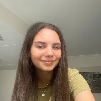 Babysitter in Sydney: Emilia