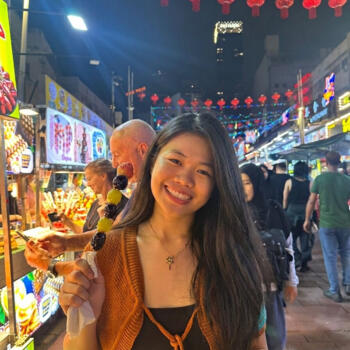 Babysitter di Kota Tangerang: Anita