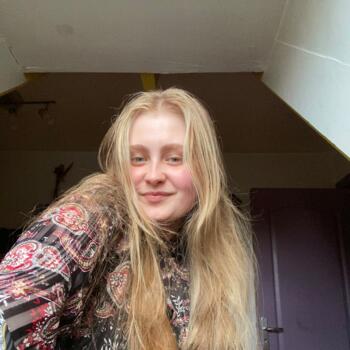 Babysitter in Boeschepe: Indira