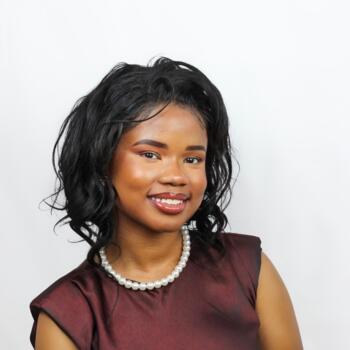 Babysitter Loures: Denise