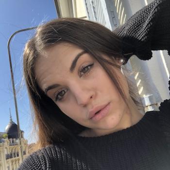 Baby-sitter Nice: Marie