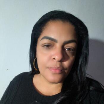 Babysitter Magé: Flavia