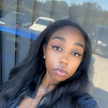 Babysitter in Sydney: Aseel