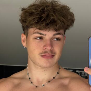 Baby-sitter Reignier-Ésery: Evan