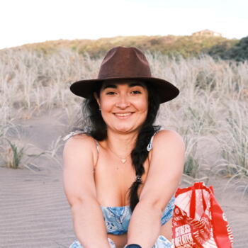 Babysitter in Auckland: Zeliane