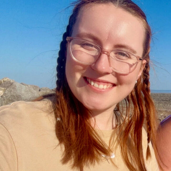 Babysitter in Southampton: Jennie