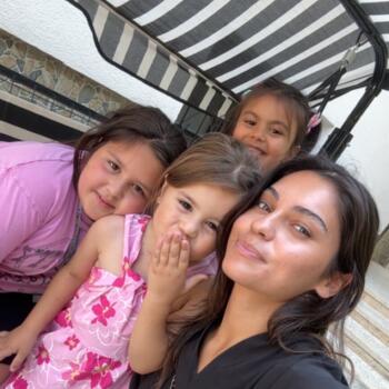 Babysitter in Antwerpen: Hatice