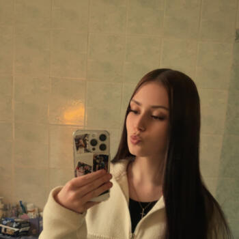 Babysitter in Milly-sur-Thérain: Violette