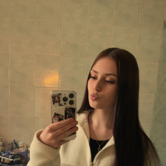 Babysitter in Milly-sur-Thérain: Violette
