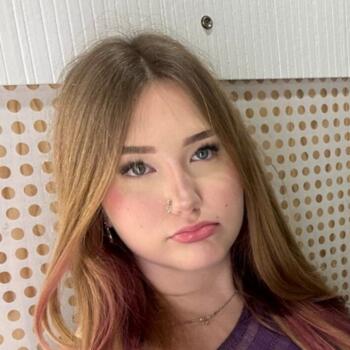 Babysitter in Charleroi: Emilie