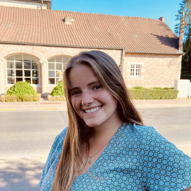 Barnvakt i Ninove: Deborah