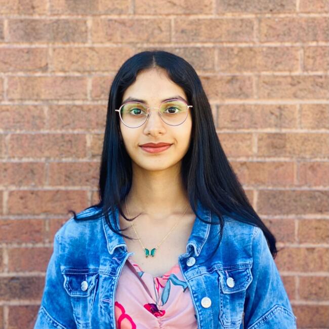 Babysitter in Oshawa: Mehakdeep