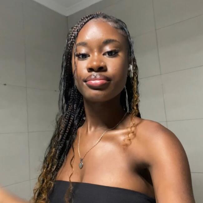 Babysitter in Amora: Silvia