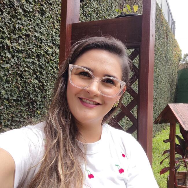 Babysitter in Jaraguá do Sul: Sabrina