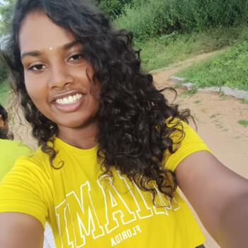 Babysitter Hyderabad: Deepika