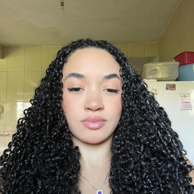 Babysitter in Belo Horizonte: Caroline Victória