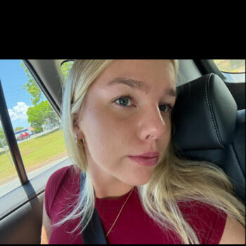 Babysitter Gold Coast: Caitlin Orth