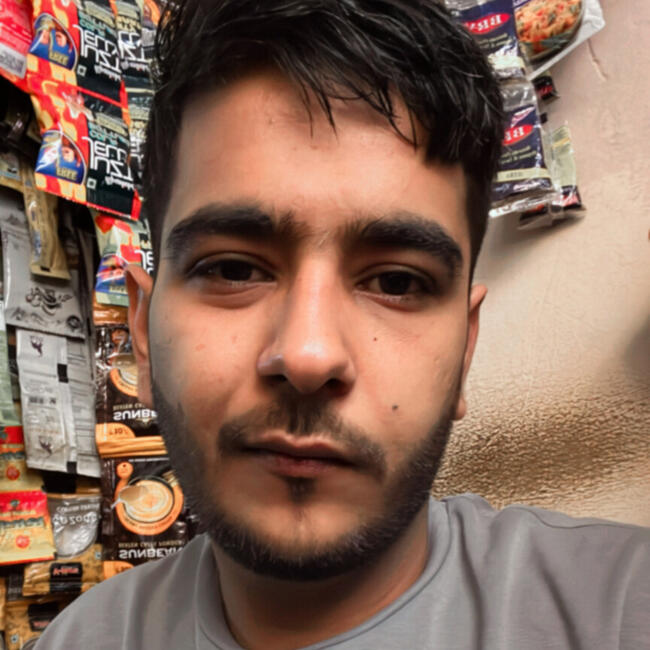 Babysitter in Faridabad: Harsh