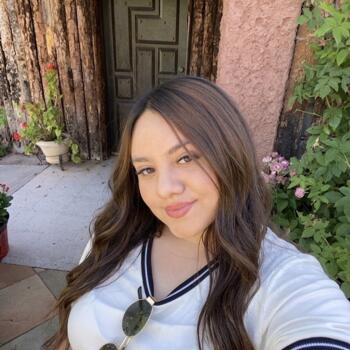 Babysitter in Esperanza: Abigail