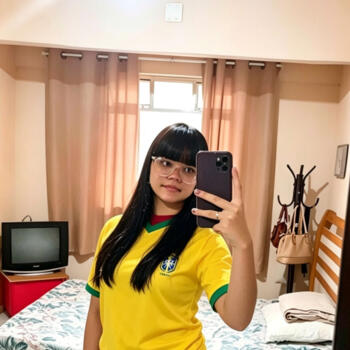 Babysitter Volta Redonda: Larisssa