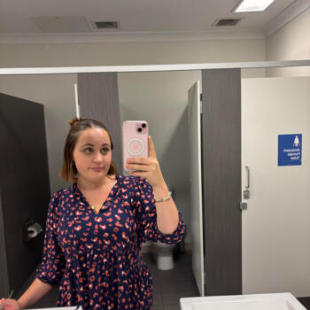 Babysitter in Mareeba: Madison