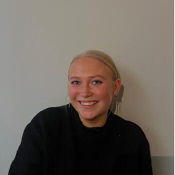 Niñera en Odense: Emma