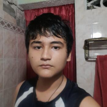 Babysitter in Girardot City: AnthonytheproB