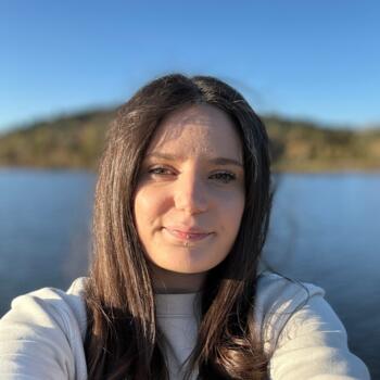 Babysitter in Saint-Martin-du-Fouilloux (Nouvelle-Aquitaine): Eliana