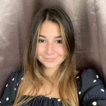 Baby-sitter in Biarritz: Manon