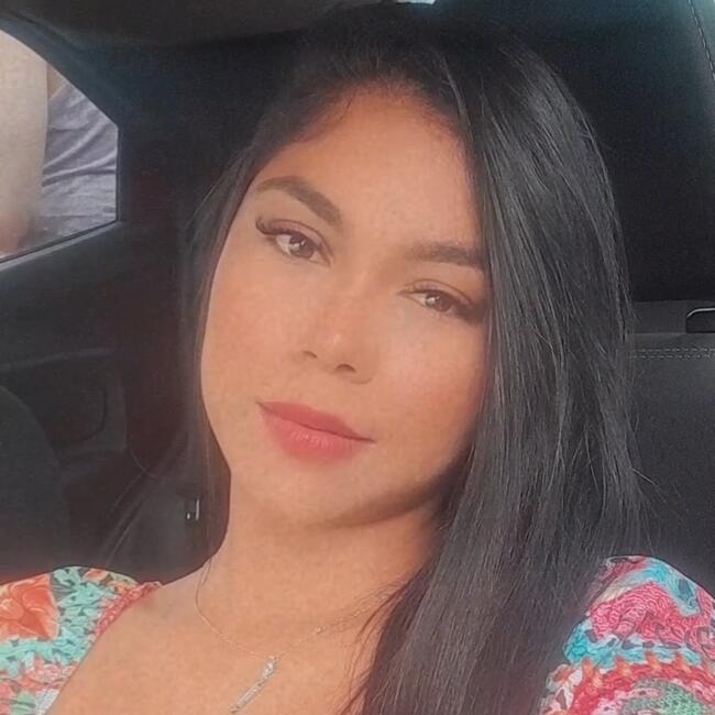 Babysitter in Brasília: Kelly