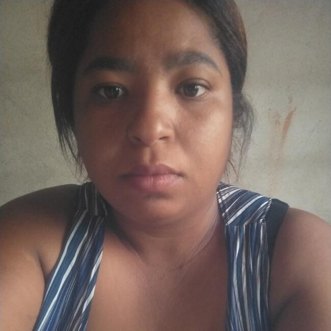 Babá em Montes Claros: Luana