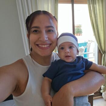 Babysitting job in L'Hospitalet de Llobregat: babysitting job Estefania