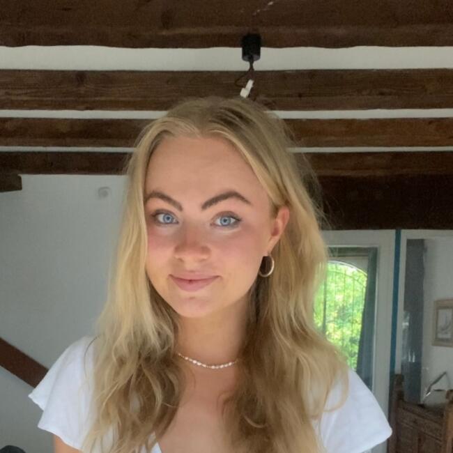 Babysitter in München: Laura