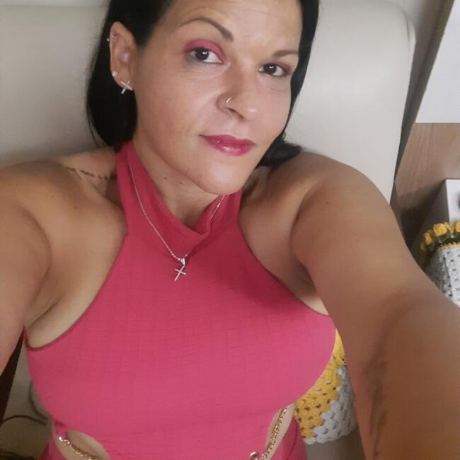 Babysitter in Bonfinópolis: Alessandra