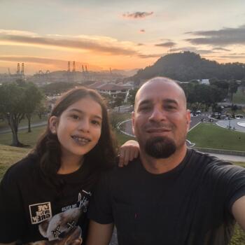 Nanny job in Panama City: babysitting job Luis Y.