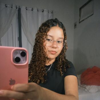 Babysitter in Cuiabá: Rafaela