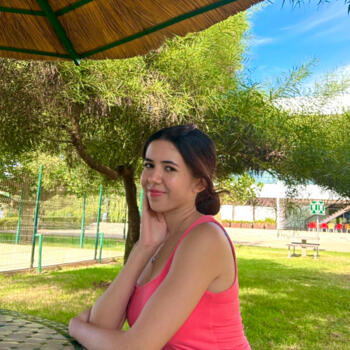 Baby-sitter in Nice: Sara