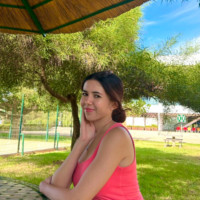 Babysitter in Nice: Sara