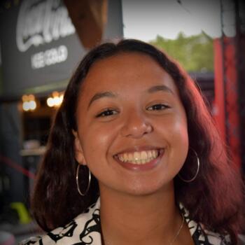 Babysitter in Ganshoren: Alissia