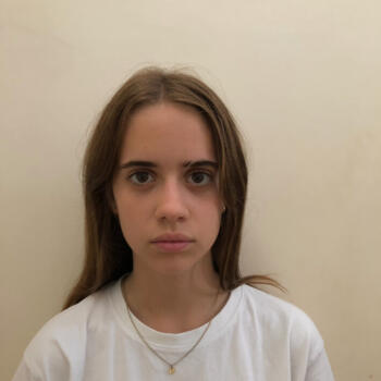 Babysitter in Brighton: Evie