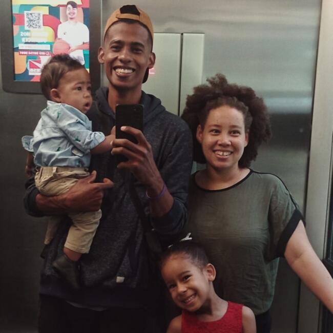 Emprego de babá em Brasília: Vanessa