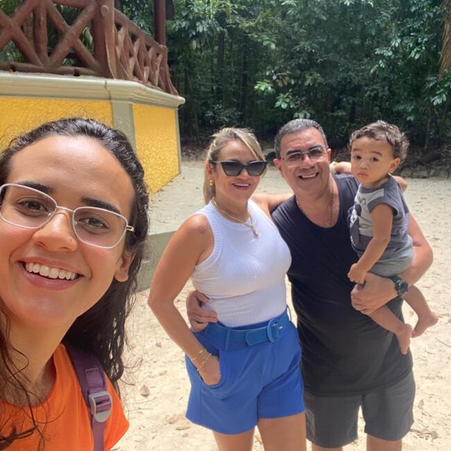 Emprego de babá em Belém: Thaís